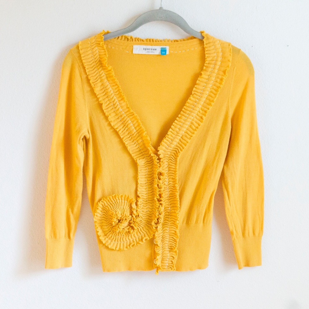 Sparrow Sweater from Anthropologie XS yellow